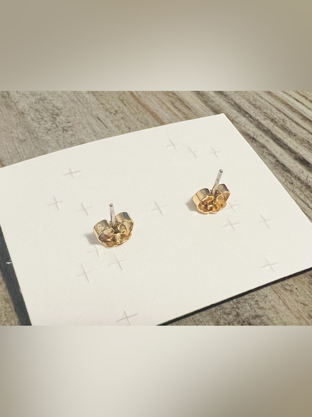 Vintage Gold Tone Sculpted Rose Pierced Earrings – c. 1990 - Picture 2 of 7